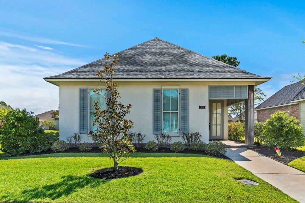 Property Photo:  5825 Shining Way  LA 70605 
