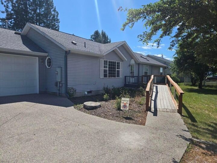 Property Photo: 503 S Bernard St WA 99109