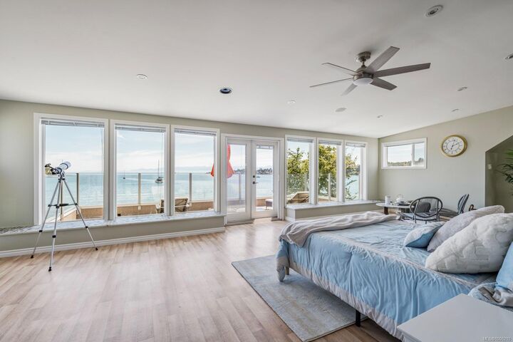 Property Photo:  3905B Cadboro Bay Rd  BC V8N 4G3 