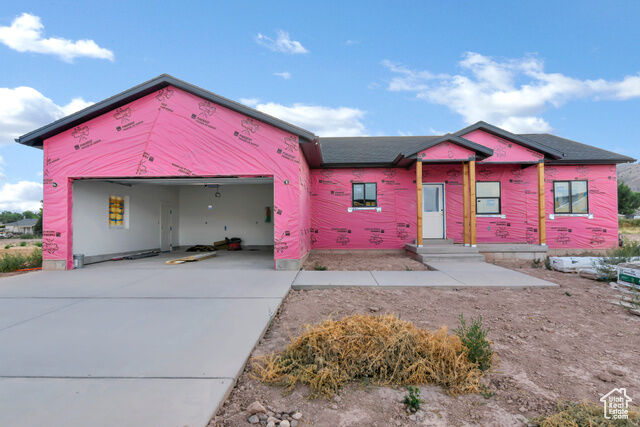 Property Photo:  207 N 460 E  UT 84724 