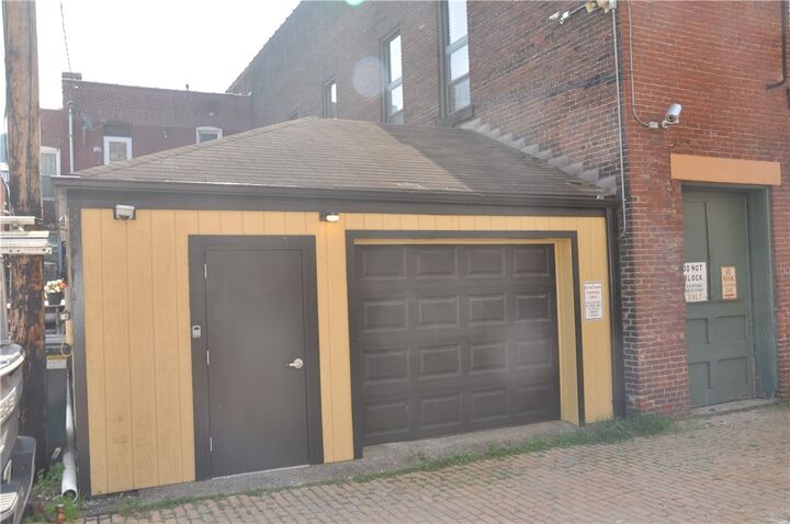 Property Photo:  405 Butler Street  PA 15223 