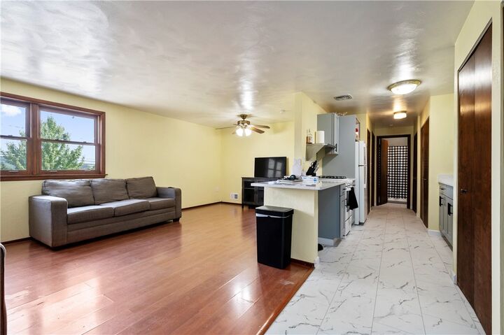 Property Photo:  1217 Old Leechburg Road  PA 15239 