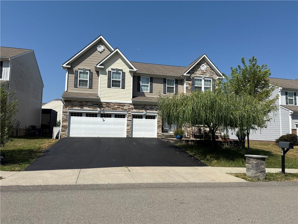 Property Photo:  141 Centennial Dr  PA 15106 