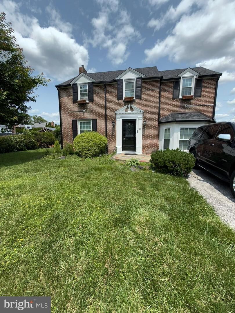 Property Photo: 21 Pickwick Lane PA 19073