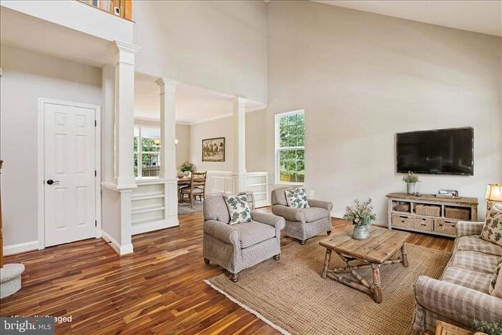 Property Photo:  809 Macalister Drive SE  VA 20175 