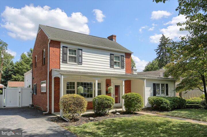 390 Walton Street  Lemoyne PA 17043 photo