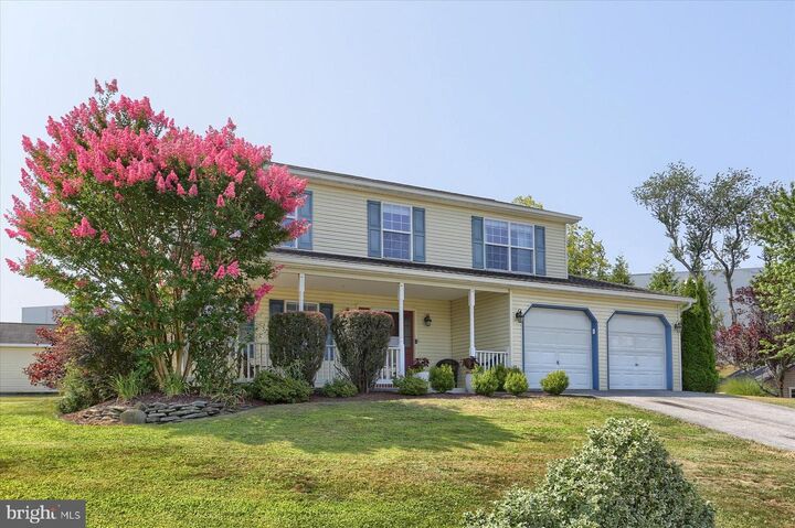 Property Photo: 178 Martel Circle PA 17019