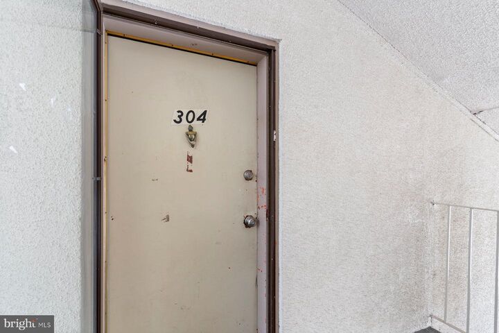 Property Photo: 10110 Campus Way S 304-8A MD 20774
