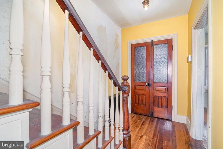 Property Photo: 211 E Pine Street PA 17065