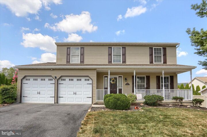 921 Maplewood Lane  Enola PA 17025 photo