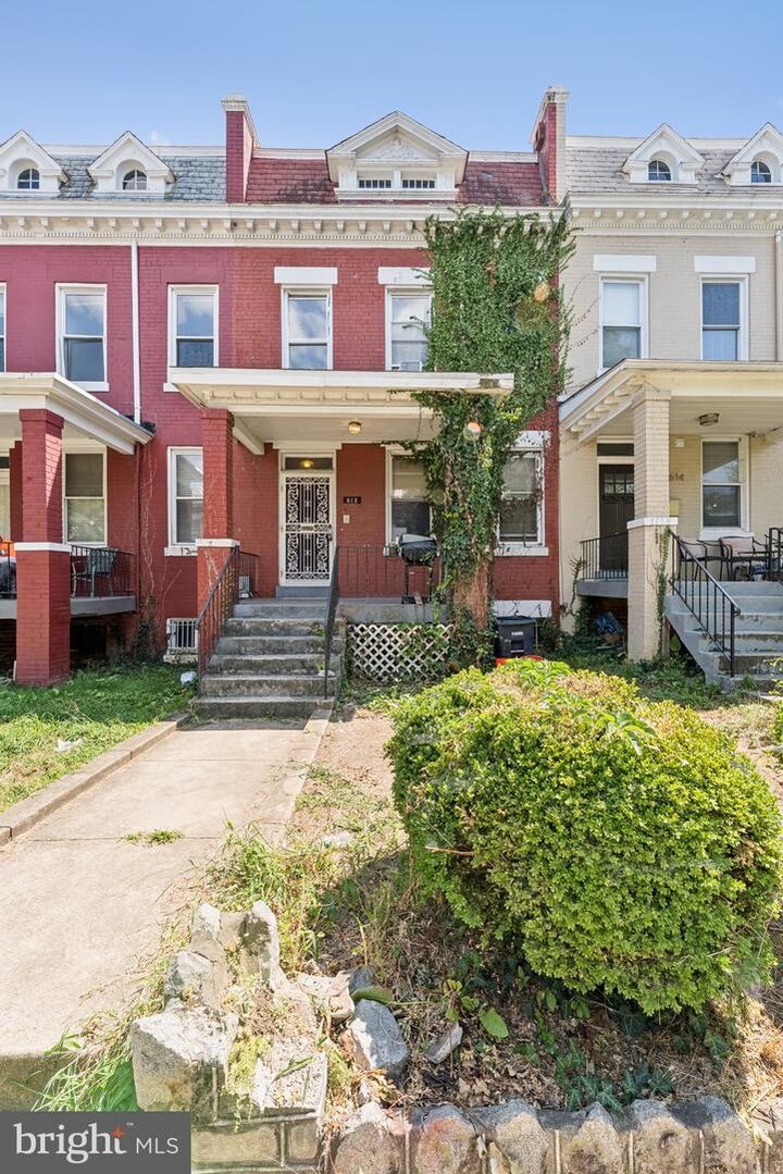 612 Lamont Street NW  Washington DC 20010 photo