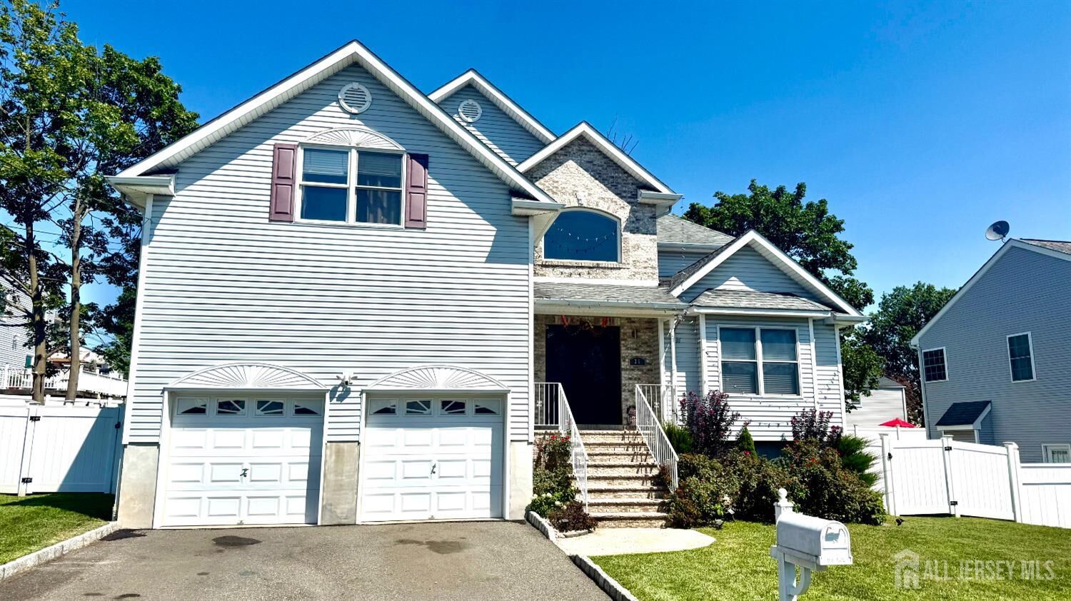 Property Photo:  36 Fiume Street  NJ 08830 