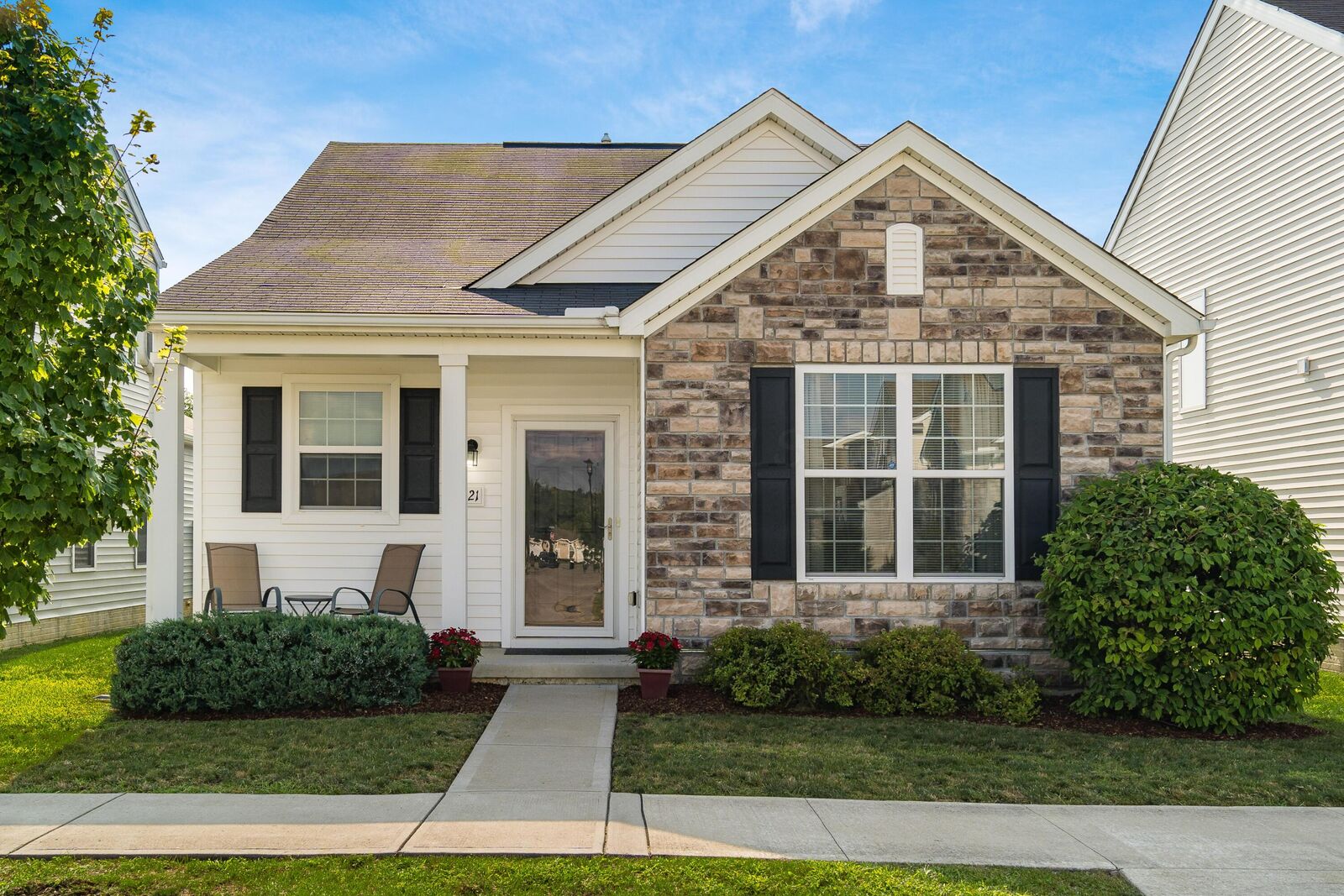 Property Photo: 5621 Ellis Brook Drive OH 43016