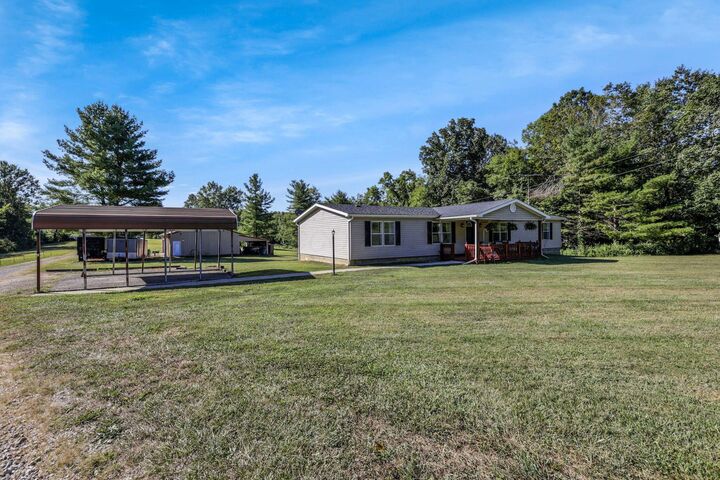 Property Photo:  1930 Fairview SE Road  OH 43107 