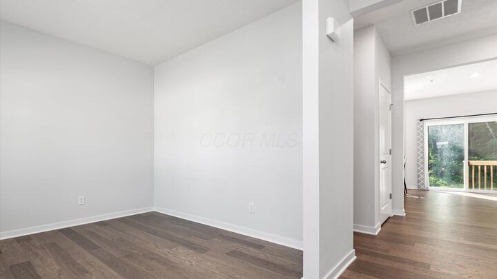 Property Photo:  163 Badger Pass  OH 43055 