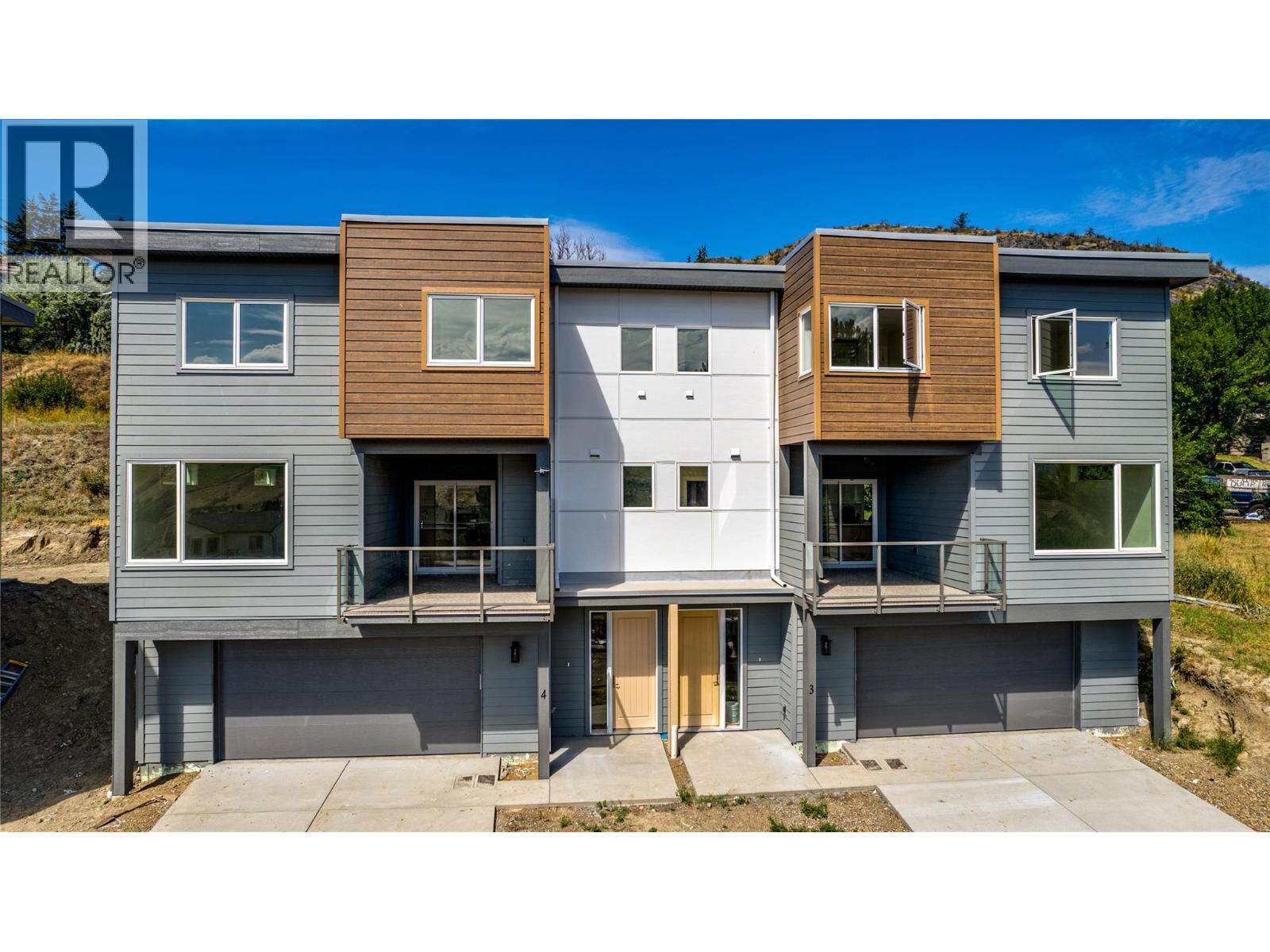 Photo de la propriété:  5705 Heritage Drive 4  BC V1H 1B1 