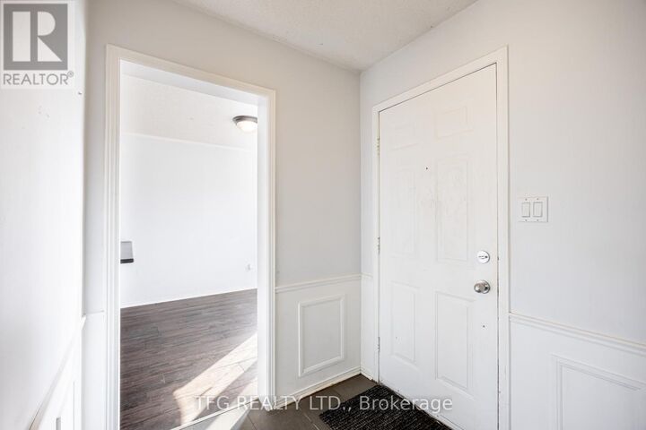 Property Photo:  1475 Major Oaks Road  ON L1X 2N6 