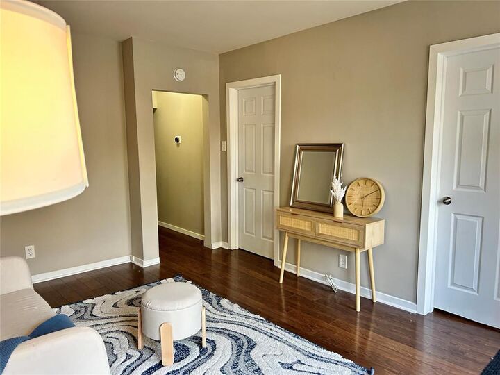 Property Photo: 566 Burrows Avenue MB R2W 2A6