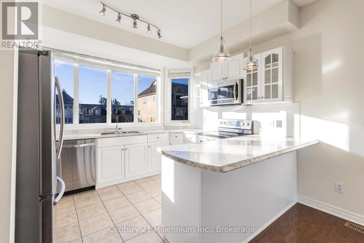 Property Photo:  15 Cranberry Quay  ON L9Y 5C2 