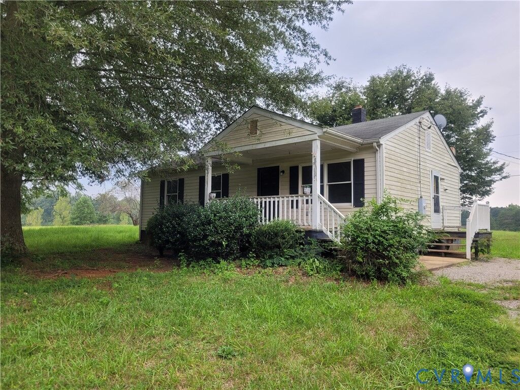 Property Photo:  17790 Egglestetton Rd Road  VA 23002 