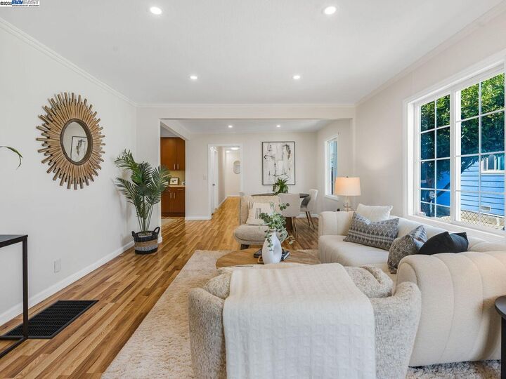 Property Photo: 455 32nd St CA 94804