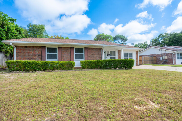 Property Photo:  503 22nd Street  FL 32578 