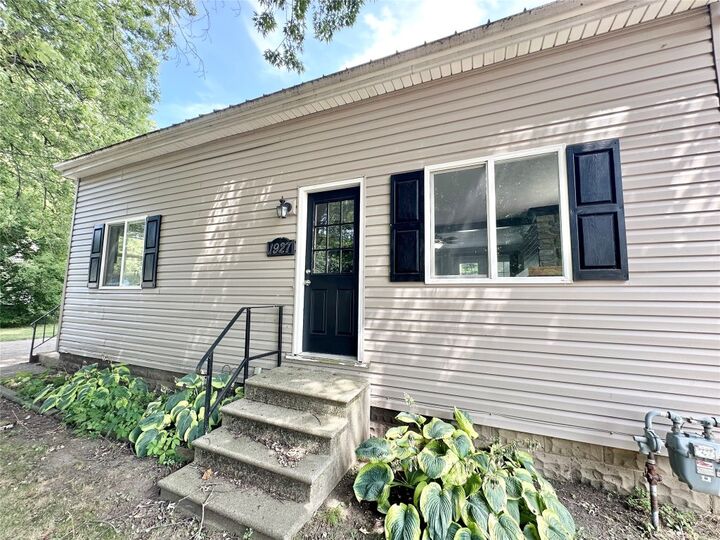 Property Photo: 1927 Cole Drive PA 16505