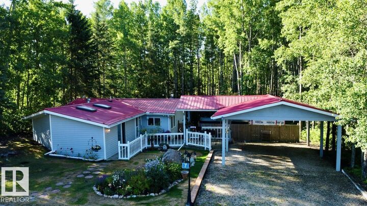 54114 Rge Road 52 7 &Amp 9  Rural Lac Ste. Anne County AB T0E 0L0 photo