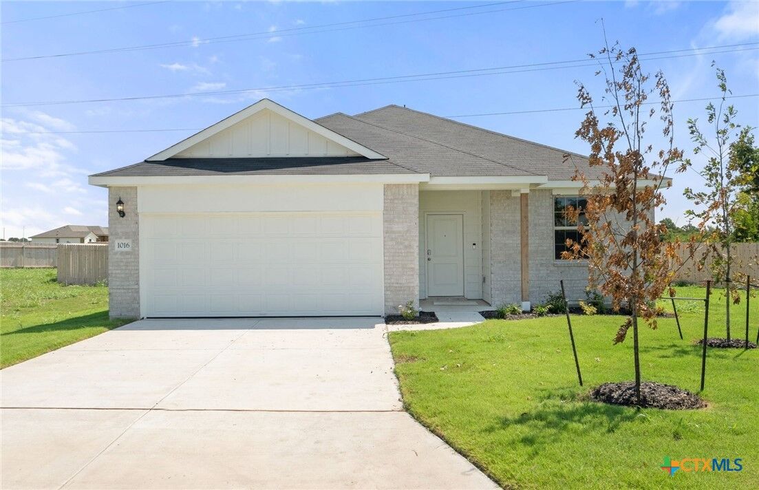 Property Photo:  1016 Kerr Court  TX 76501 