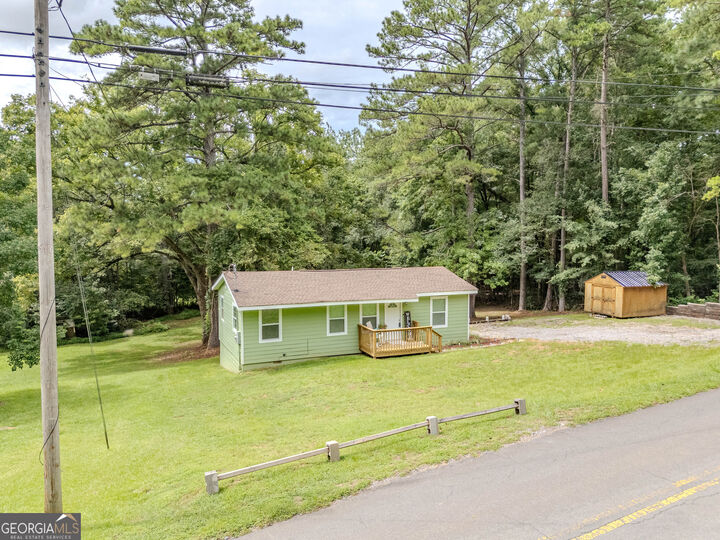 Property Photo: 876 Barker Road SW GA 30165