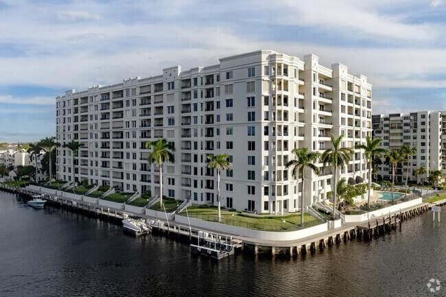 2880 NE 14th Street Cswy 110  Pompano Beach FL 33062 photo