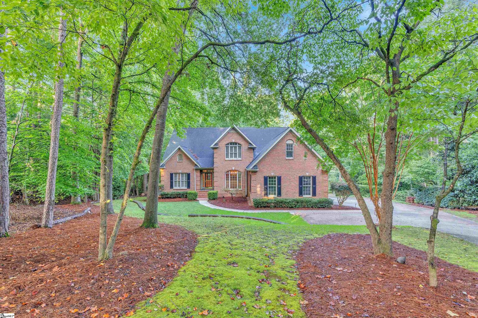 Property Photo: 388 Pinehurst Drive SC 29306