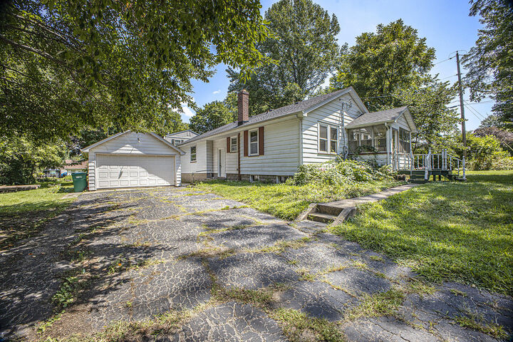 1539 Weller Avenue  La Porte IN 46350 photo