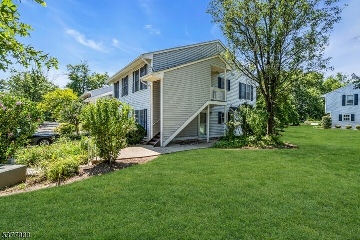 Property Photo: 133 Mockingbird Ct NJ 08887