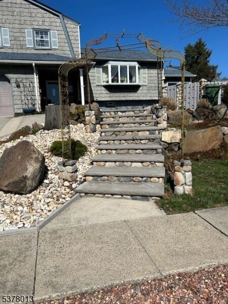 9 Cottonwood Dr  Sayreville Boro NJ 08872 photo
