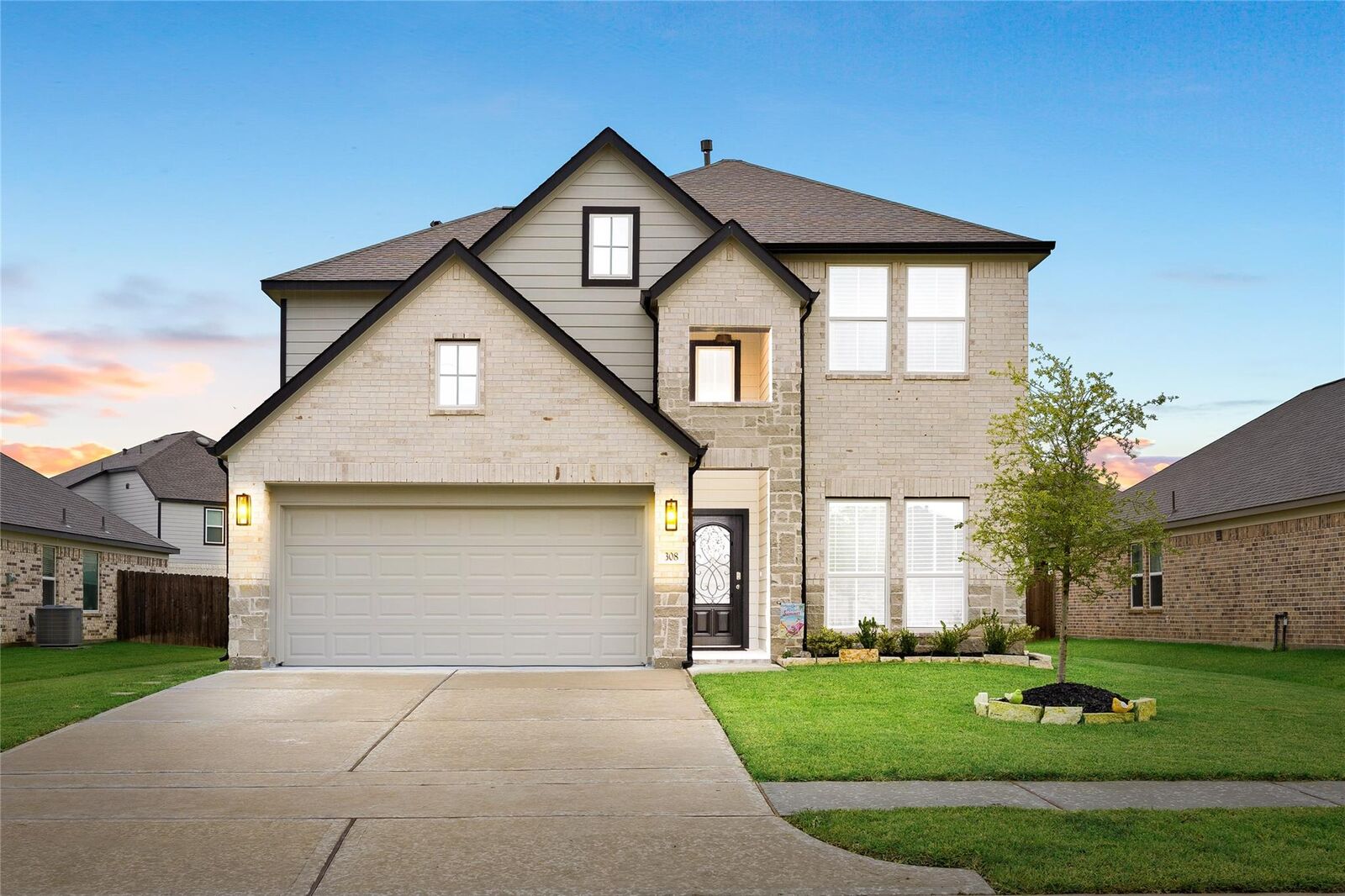 Property Photo:  308 Spruce Oak Lane  TX 77484 