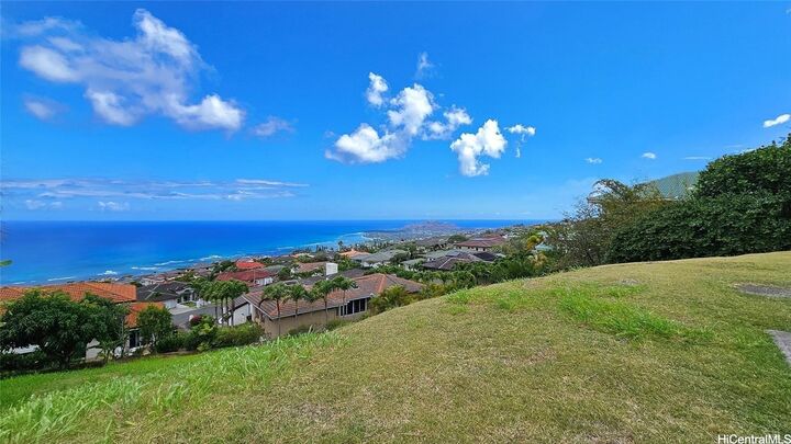 Property Photo:  103 Ikena Place  HI 96821 