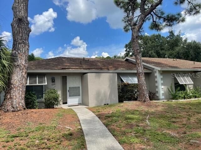 Property Photo:  609 N Jefferson Avenue 609  FL 34237 