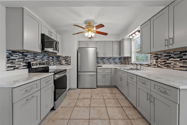 Property Photo: 1361 Springdale Street FL 33755