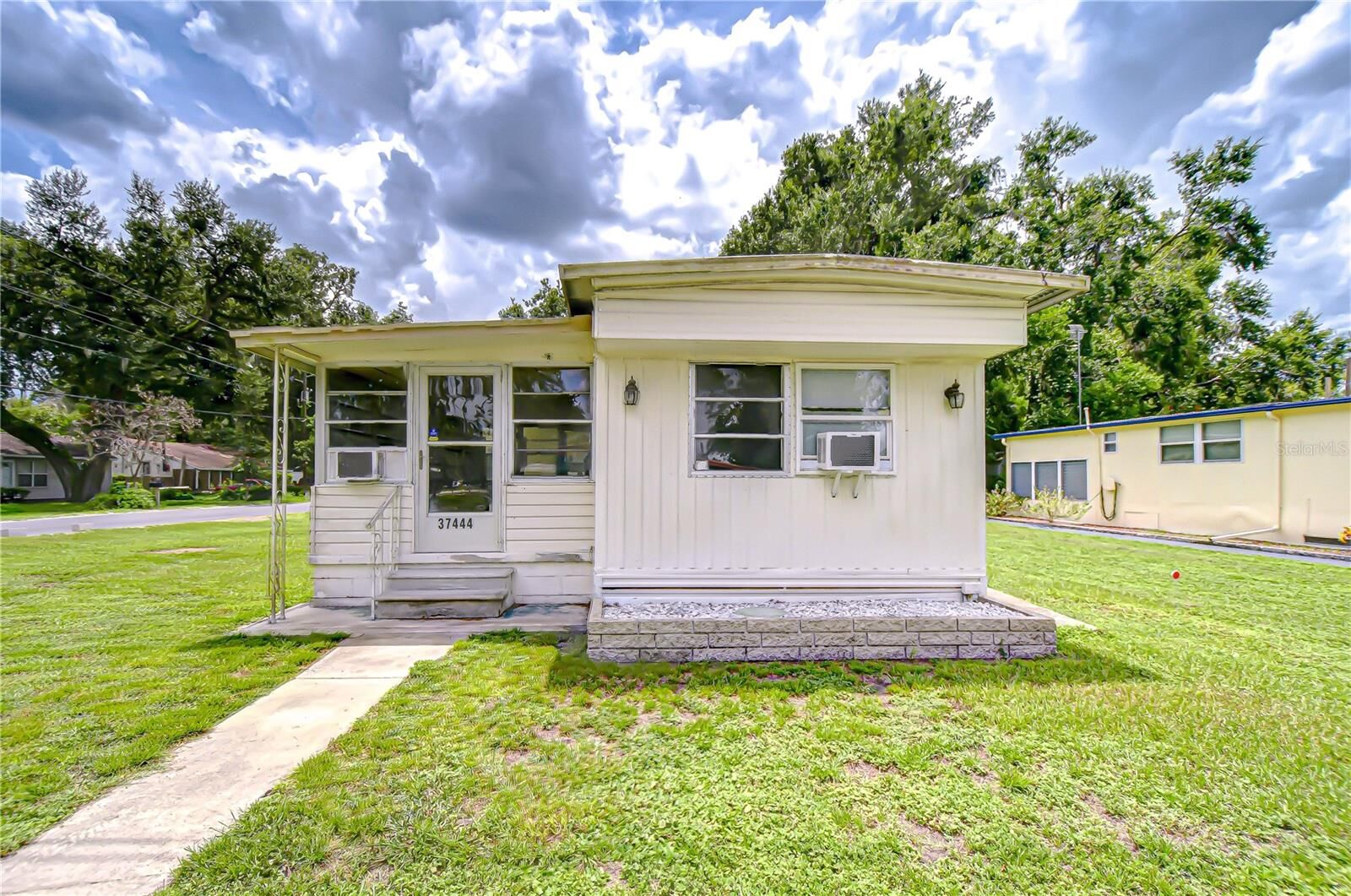 Property Photo:  37444 Hammond Drive  FL 33541 