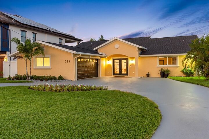 Property Photo: 517 Johns Pass Avenue FL 33708