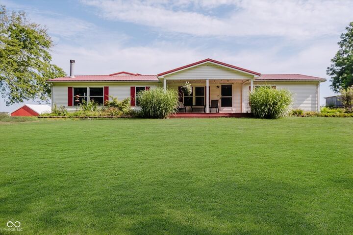 Property Photo: 6264 W 210 N IN 46011