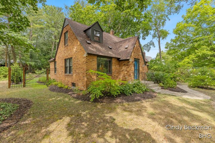 Property Photo: 704 Lugers Road MI 49423