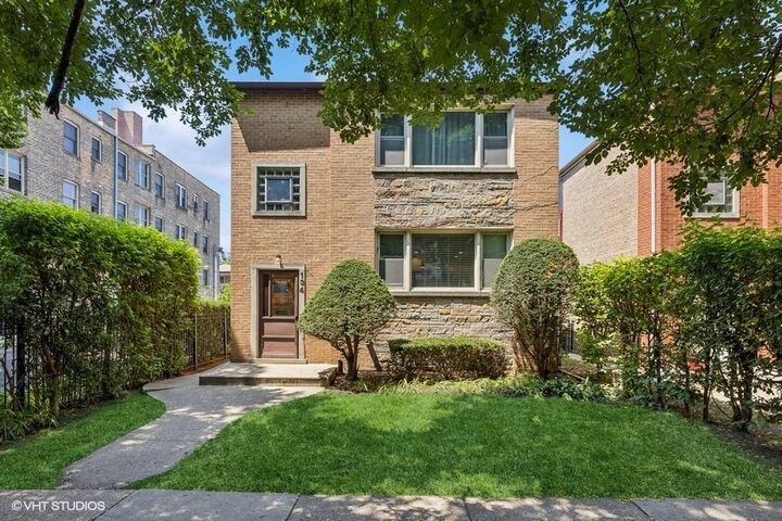 134 Callan Avenue  Evanston IL 60202 photo