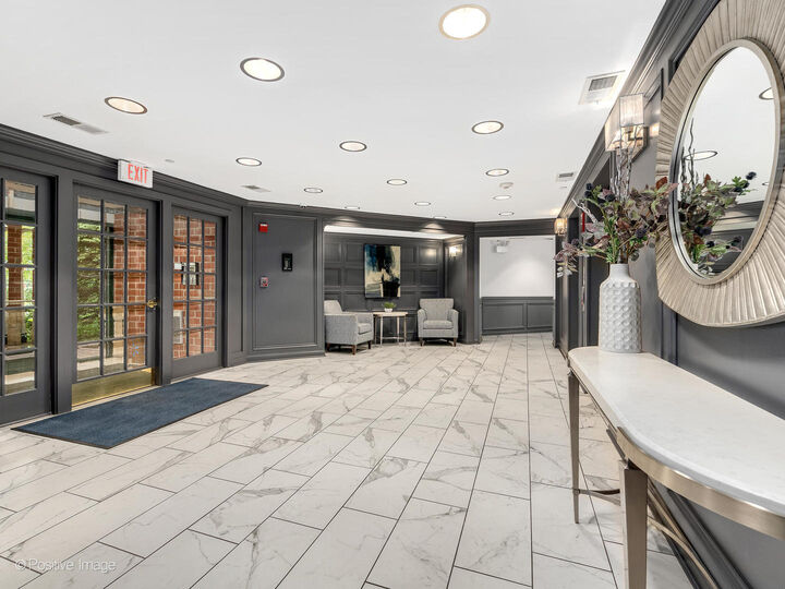 Property Photo: 855 E 22nd Street 202 IL 60148