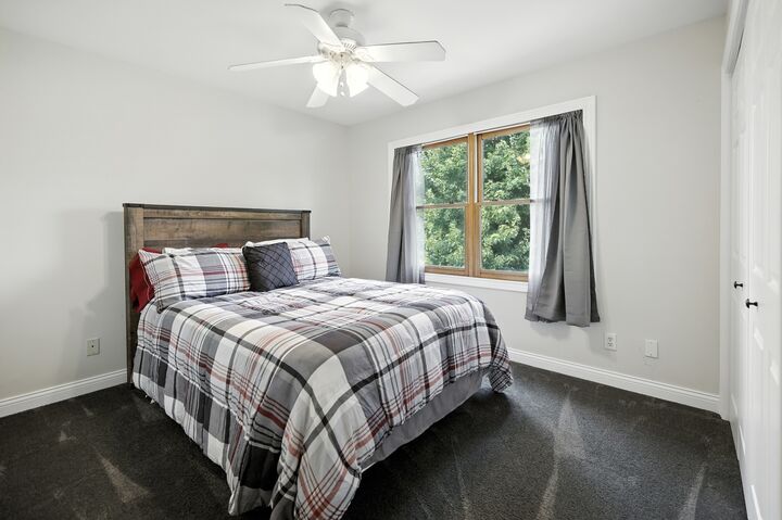 Property Photo:  876 Shepherd Lane  IL 60119 