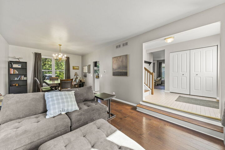 Property Photo: 2031 Edinburgh Lane IL 60504