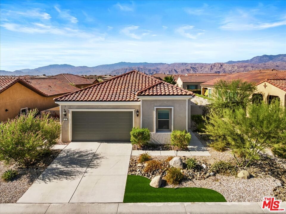 Property Photo:  43 Zinfandel  CA 92270 