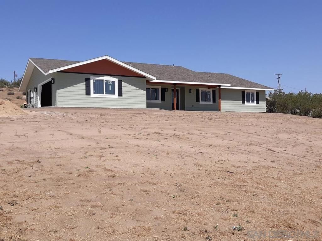 Property Photo:  42247 Riverdale  CA 92536 
