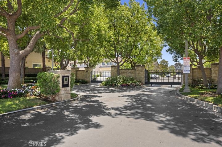 Property Photo:  37 Pheasant Creek  CA 92618 